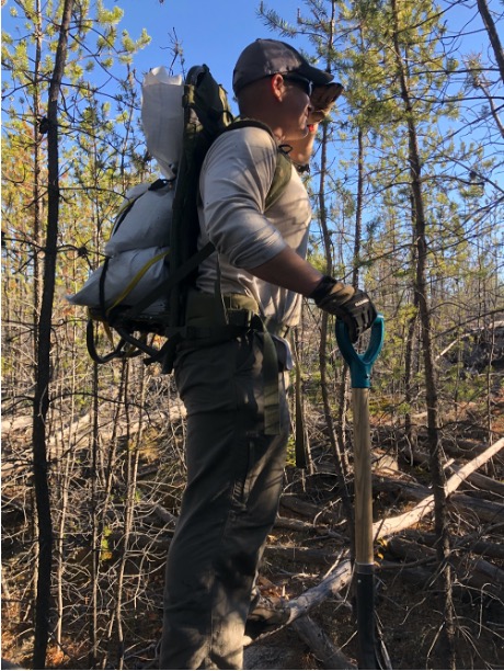 Figure 1: North Arrow Geologist Mike MacMorran collecting till samples from the Pikoo Project in September 2021